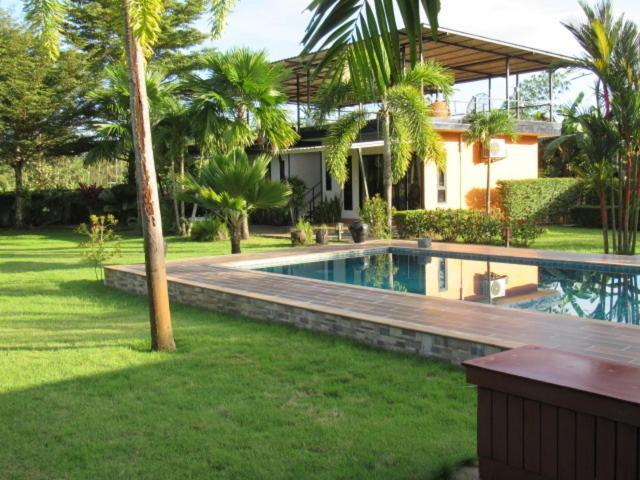 B&B Forest Hill Khao Yai Noen Hom Exteriör bild