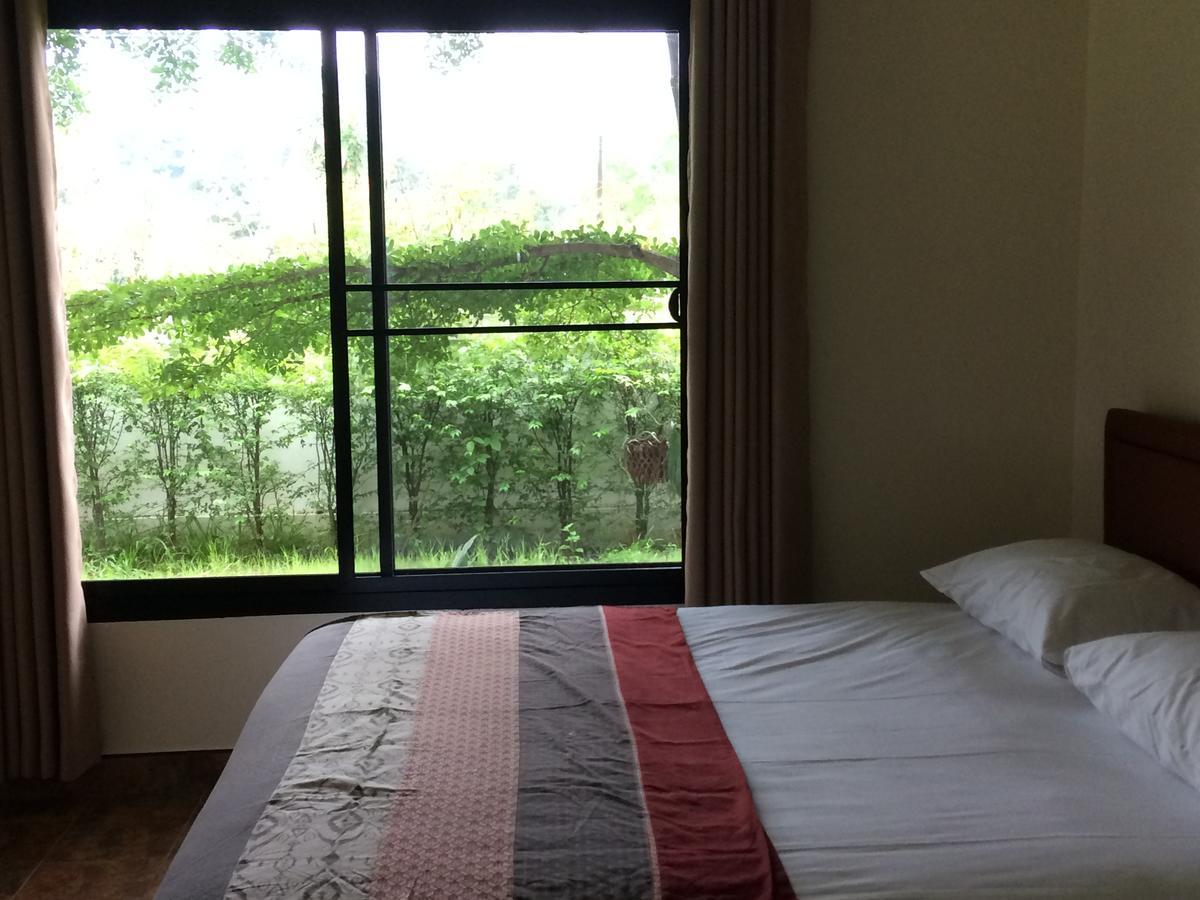 B&B Forest Hill Khao Yai Noen Hom Exteriör bild